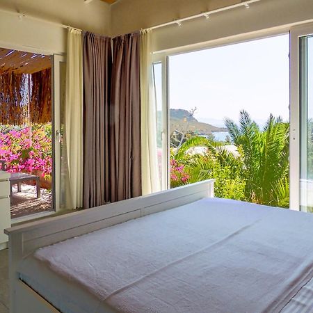 Oza Boutique Hotel Gumusluk Bagian luar foto