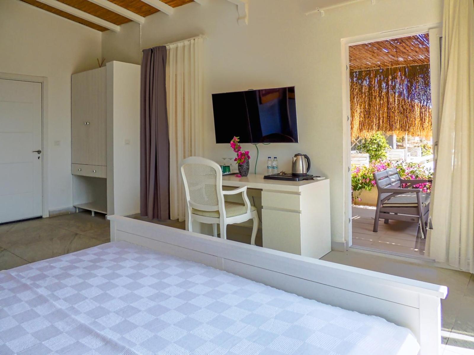 Oza Boutique Hotel Gumusluk Bagian luar foto